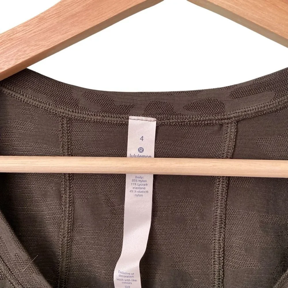 Lululemon Miles Ahead Short Sleeve (Camo) in Size 4